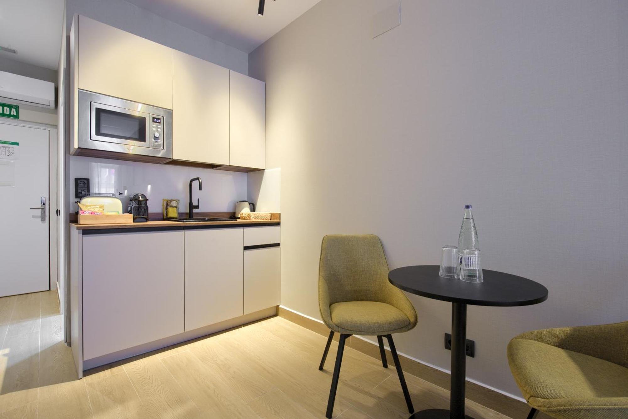 Dobo Madrid Murillo Bagian luar foto