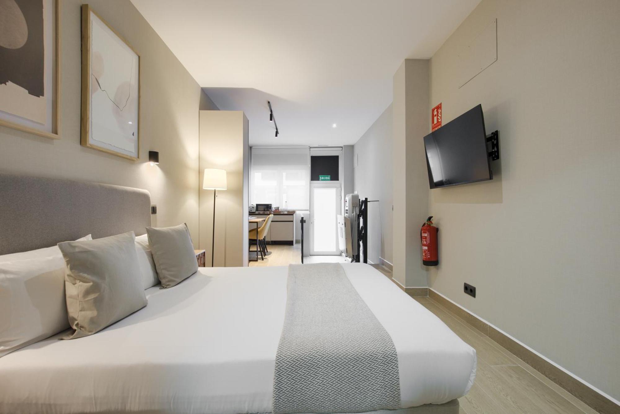 Dobo Madrid Murillo Ruang foto